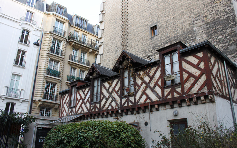 Une pointe de province